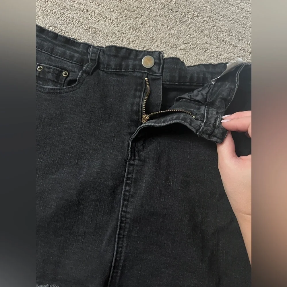 Black denim - high waisted skirt with distressed hem